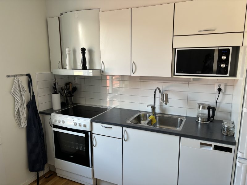 Charmig lägenhet innanför ringmuren